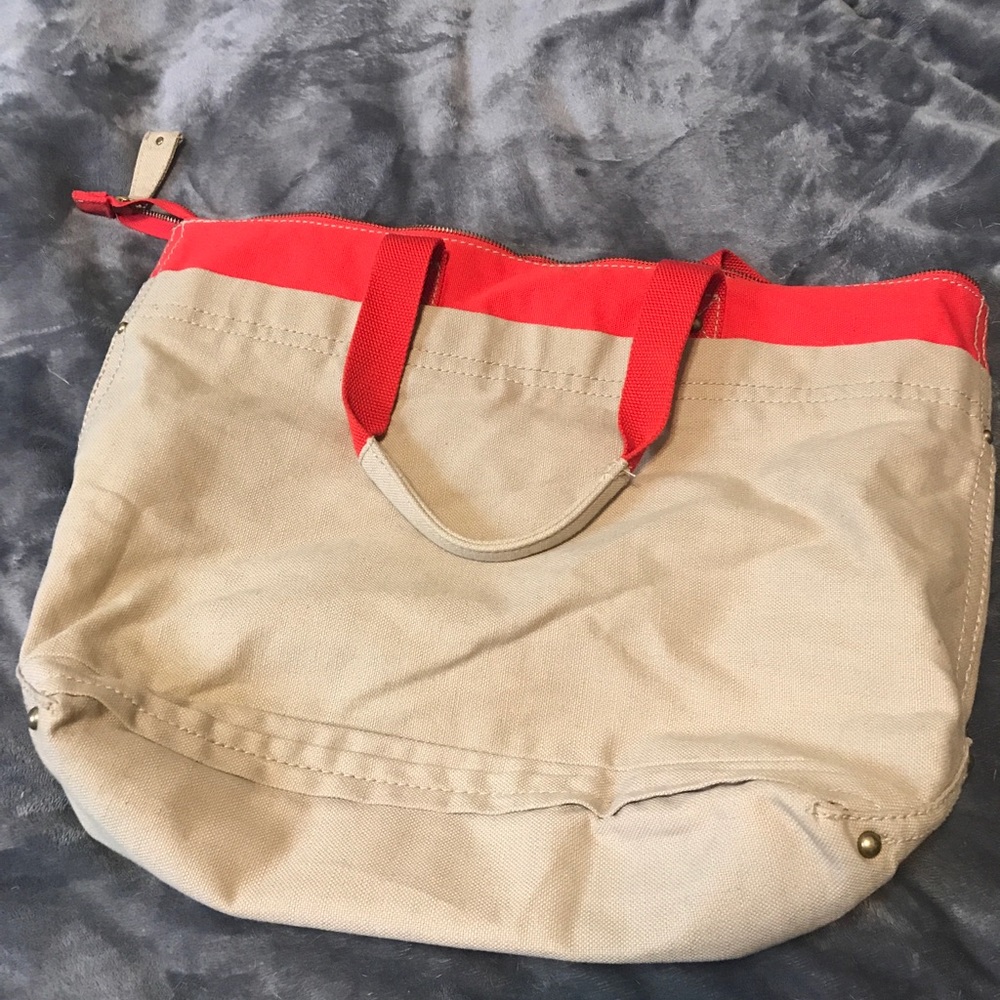 Gap bag
